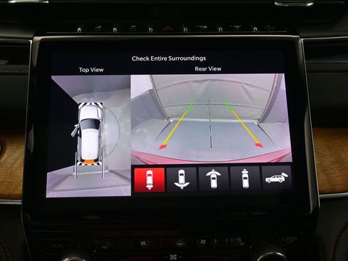 Used 2022 Jeep Grand Cherokee Summit image 7