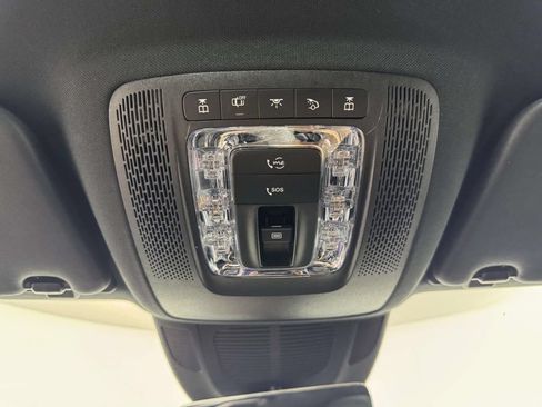 Used 2024 Mercedes-Benz GLE 350 4MATIC image 25