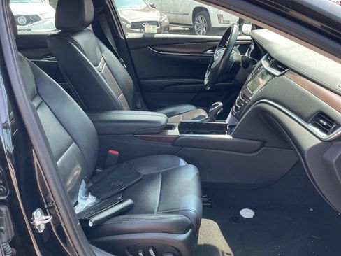 Used 2018 Cadillac XTS Luxury AWD/4WD image 11