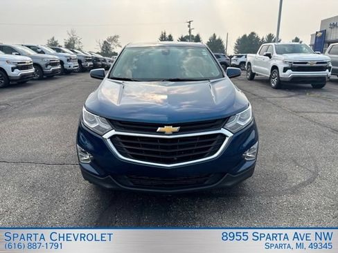Used 2020 Chevrolet Equinox LT w/ Driver Convenience Package AWD/4WD image 8