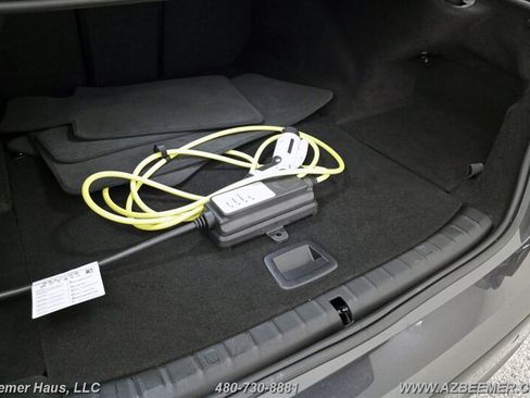 Used 2023 BMW 530e w/ M Sport Package RWD image 33