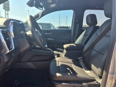 New 2026 GMC Canyon Elevation w/ Convenience Package RWD image 12
