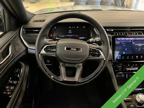 New 2025 Jeep Grand Cherokee Overland w/ Adv Protech Group III image 17