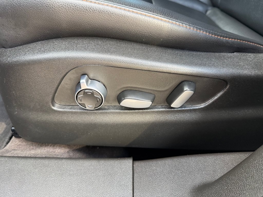 Used 2023 Cadillac XT4 Sport w/ Cold Weather Package FWD image 18