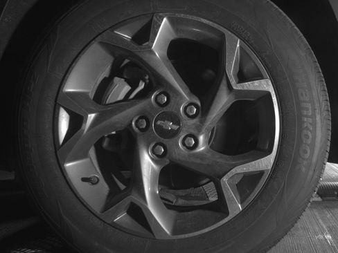 Used 2025 Chevrolet Trax LT w/ LT Convenience Package FWD image 14
