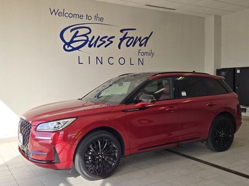 Used 2024 Lincoln Corsair Reserve w/ Equipment Group 201A image 1