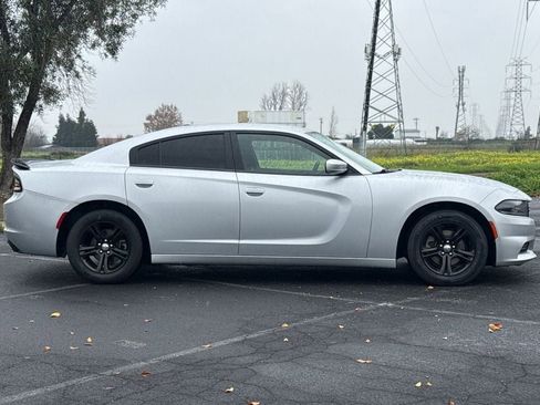 Used 2021 Dodge Charger SXT w/ Leather Interior Group image 3