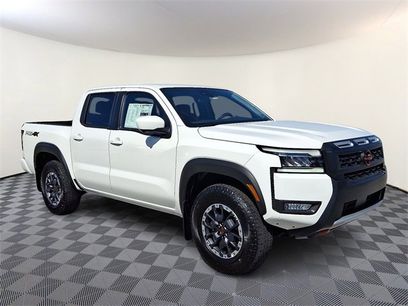 New 2025 Nissan Frontier PRO-4X w/ Pro Convenience Package