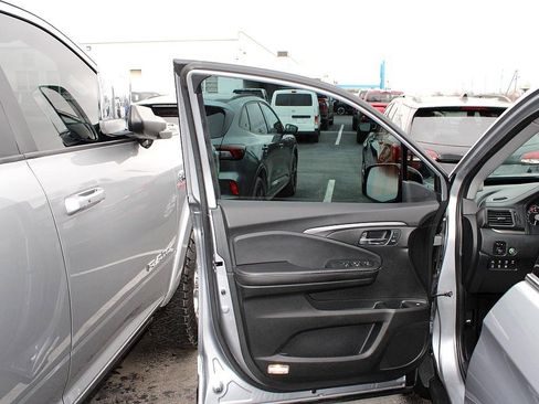 Used 2023 Honda Ridgeline RTL-E image 23