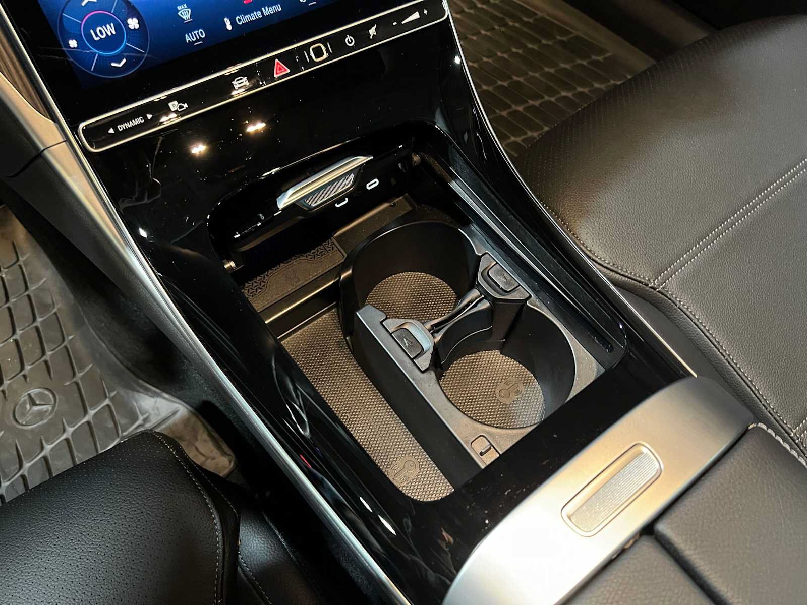 Used 2026 Mercedes-Benz C 300 4MATIC Sedan image 34