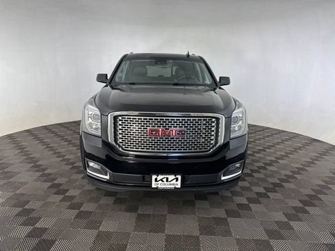 Used 2017 GMC Yukon Denali w/ Open Road Package AWD/4WD image 3