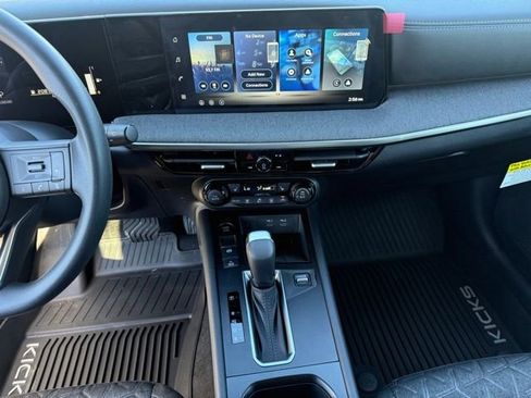 New 2026 Nissan Kicks SV w/ SV Premium Package image 21