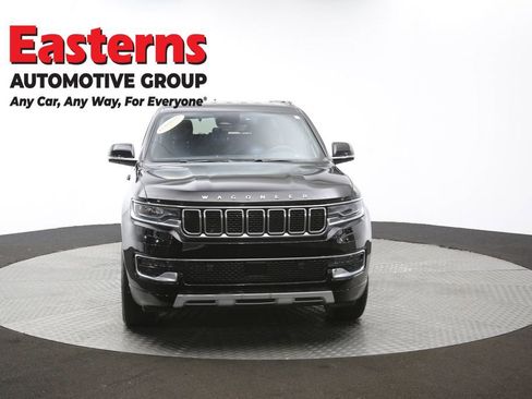 Used 2022 Jeep Wagoneer Series II AWD/4WD image 52