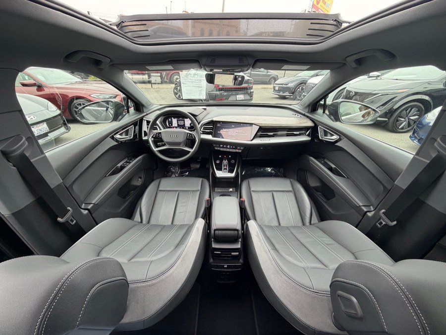 Used 2023 Audi Q4 e-tron Premium Plus w/ Premium Plus AWD/4WD image 21