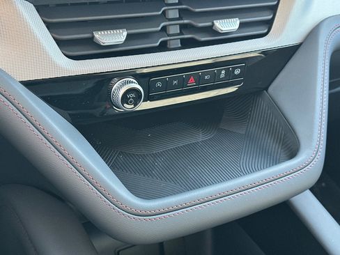 New 2026 Ford Explorer Active w/ Active Comfort Package image 27