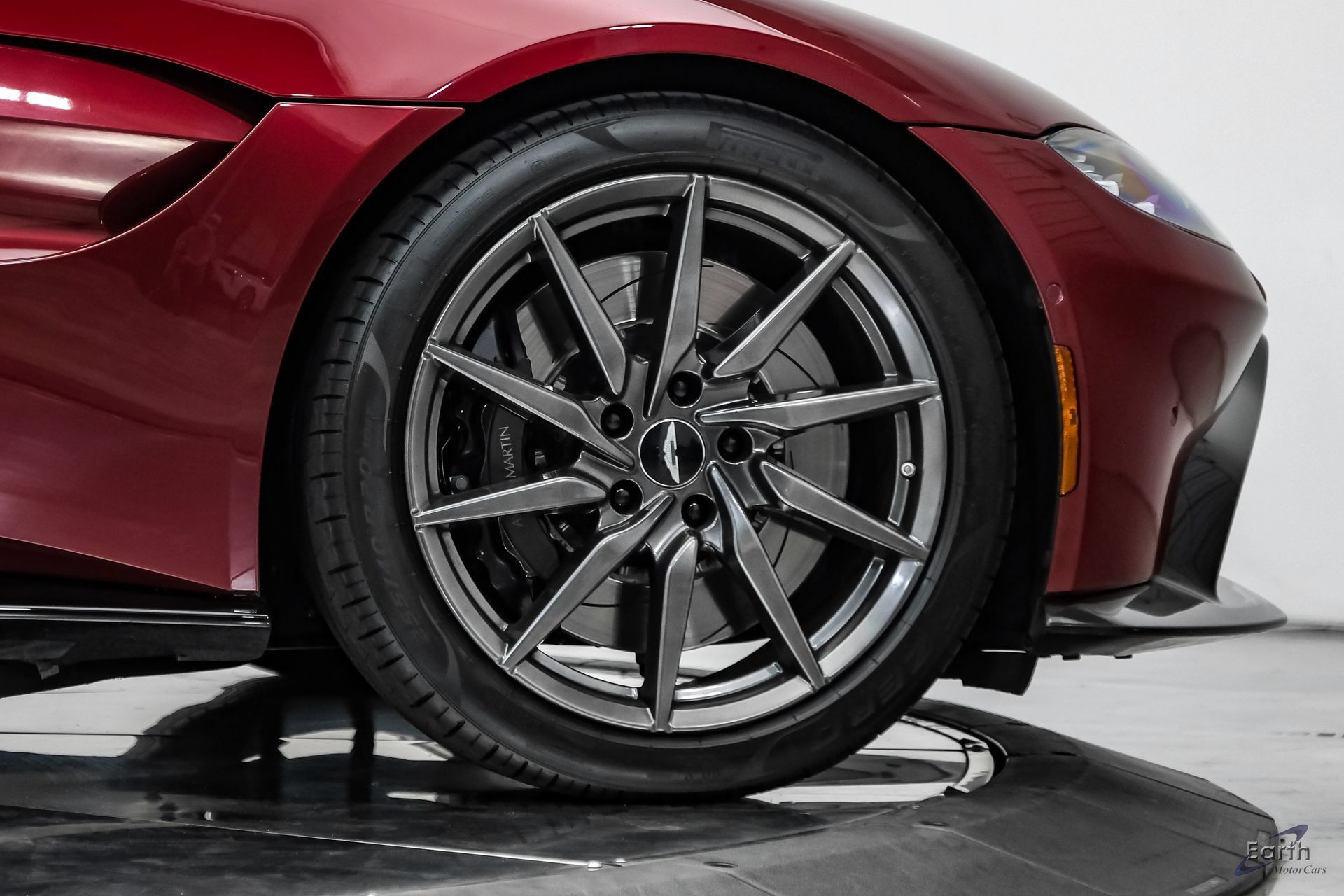 Used 2020 Aston Martin V8 Vantage Coupe RWD image 93