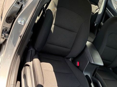 Used 2020 Hyundai Elantra Value Edition w/ Cargo Package (C1) FWD image 18
