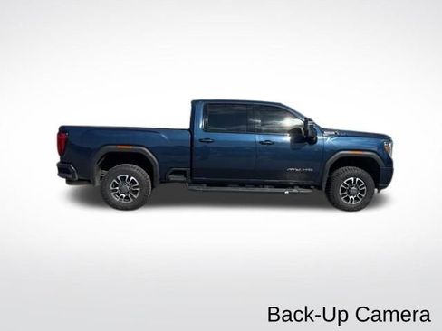 Used 2023 GMC Sierra 2500 AT4 w/ AT4 Preferred Package image 9