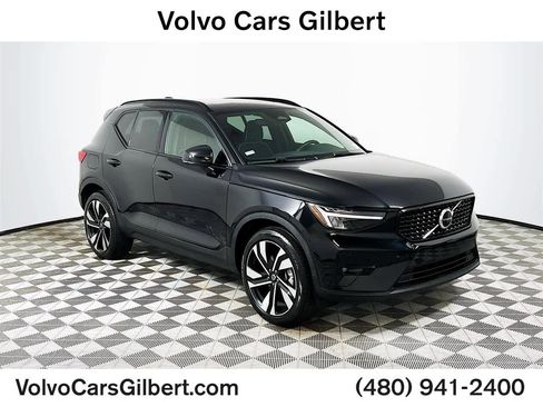 Certified 2023 Volvo XC40 B5 Plus w/ Climate Package image 1