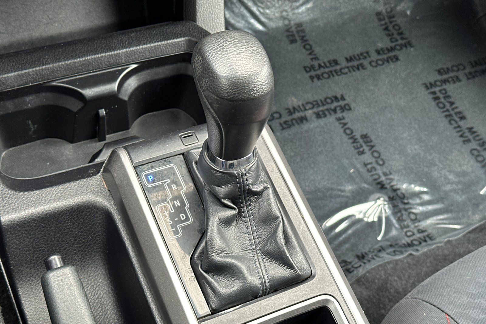 Used 2020 Toyota Tacoma SR5 RWD image 17