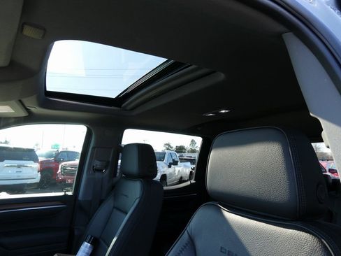 Certified 2025 GMC Sierra 1500 Denali w/ Denali Reserve Package image 24