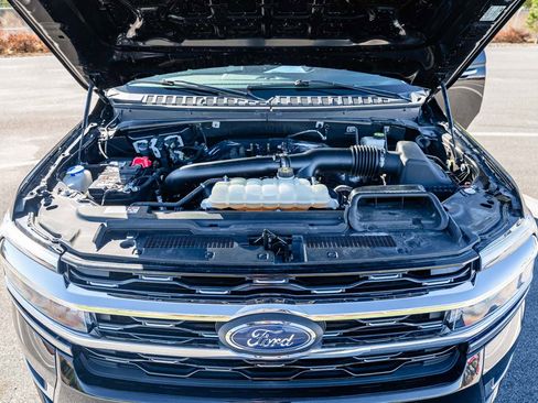 Used 2024 Ford Expedition Max Limited image 22