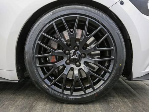 Used 2017 Ford Mustang GT Premium w/ GT Performance Package RWD image 37