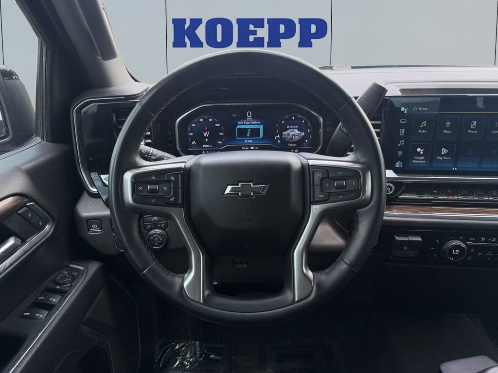 Used 2024 Chevrolet Silverado 1500 RST AWD/4WD image 13