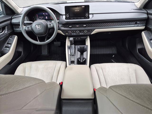Used 2023 Honda Accord EX image 16