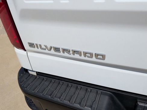 Used 2024 Chevrolet Silverado 1500 LT Trail Boss w/ Convenience Package II image 44