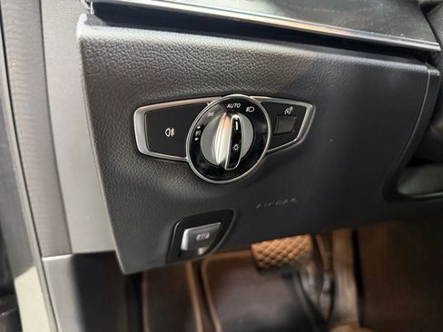Used 2023 Mercedes-Benz E 350 4MATIC Sedan image 22