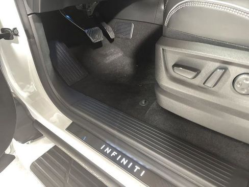 Certified 2026 INFINITI QX80 Autograph w/ Premium Cargo Package image 16