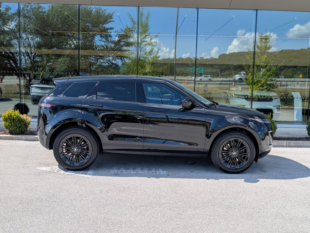 New 2026 Land Rover Range Rover Evoque S AWD/4WD image 9