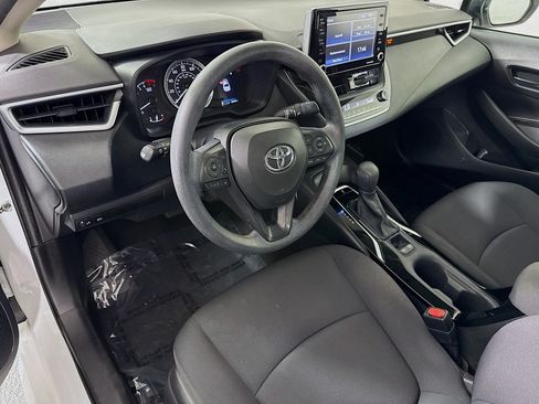 Used 2022 Toyota Corolla LE FWD image 22