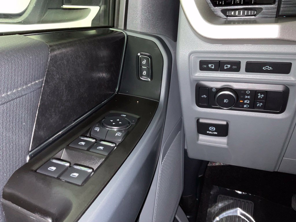 Used 2021 Ford F150 XLT w/ Equipment Group 302A High RWD image 20