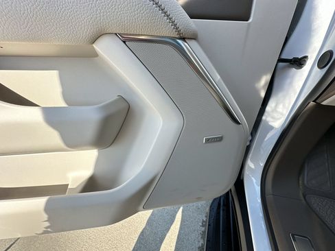New 2026 GMC Yukon Denali w/ Advanced Technology Package AWD/4WD image 25