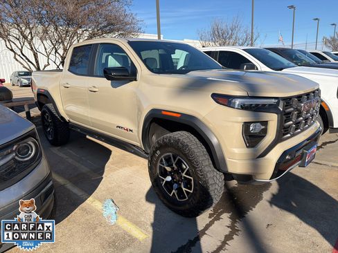 Used 2024 GMC Canyon AT4X image 2