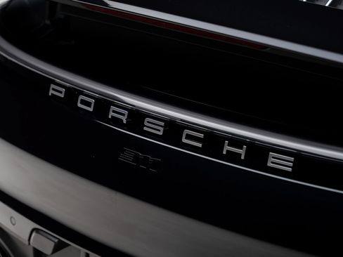 Used 2024 Porsche 911 Carrera 4 AWD/4WD image 29