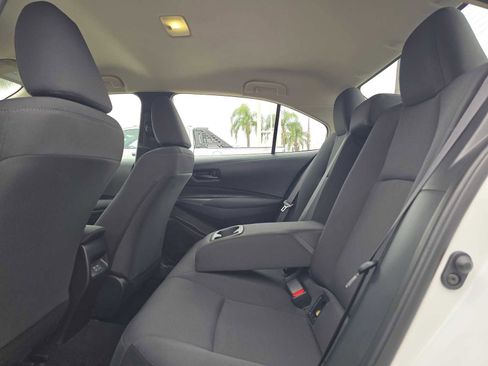 Used 2025 Toyota Corolla LE FWD image 18