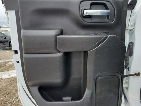 Used 2022 GMC Sierra 2500 Pro w/ Convenience Package image 12