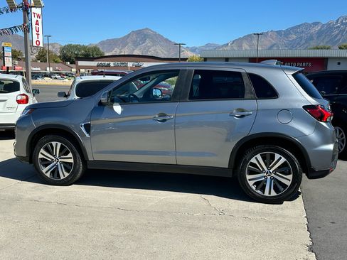 Used 2021 Mitsubishi Outlander Sport SE image 8