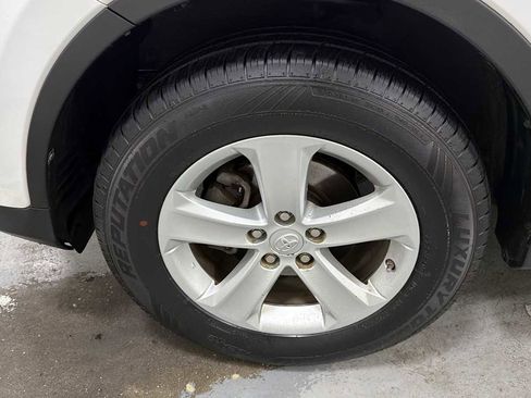 Used 2013 Toyota RAV4 XLE image 10