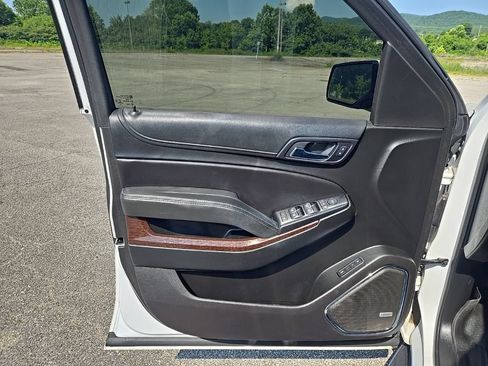 Used 2018 GMC Yukon XL SLT RWD image 16