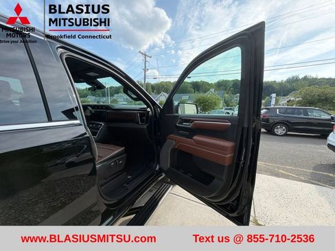 Used 2025 GMC Sierra 1500 Denali Ultimate AWD/4WD image 54