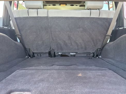 Used 2010 Jeep Wrangler Unlimited Sport image 18