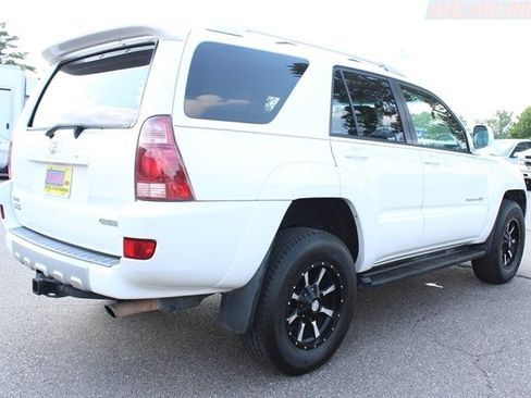 Used 2004 Toyota 4Runner SR5 AWD/4WD image 29