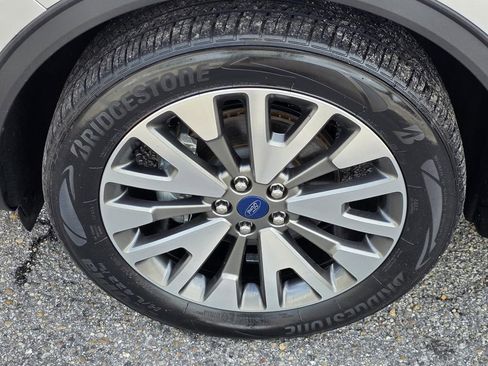 Used 2020 Ford Escape Titanium w/ Titanium Premium Package 2.0 image 40