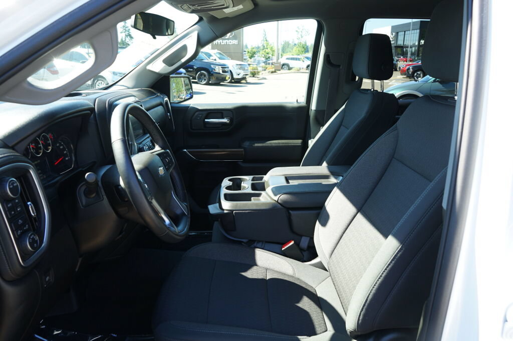 Used 2022 Chevrolet Silverado 1500 LT AWD/4WD image 14