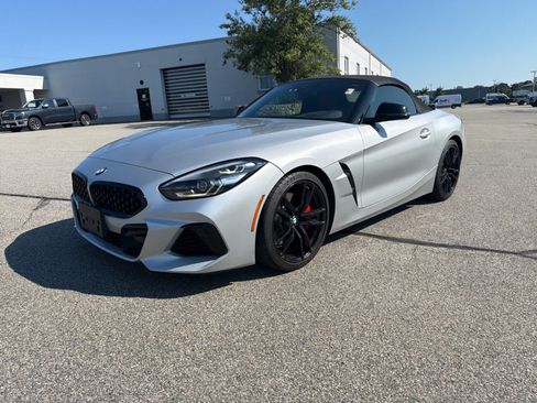 Used 2021 BMW Z4 M40i w/ Shadowloine Package RWD image 15