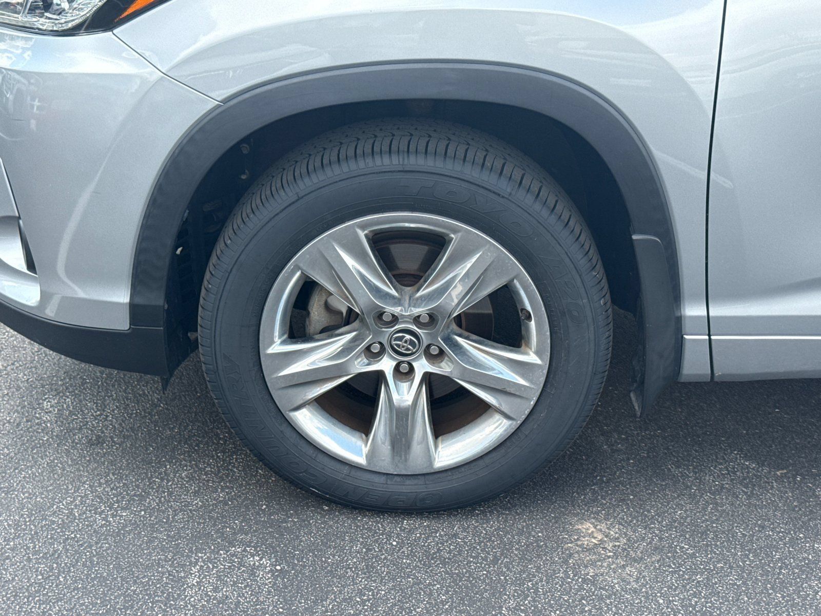 Used 2018 Toyota Highlander Limited AWD/4WD image 20